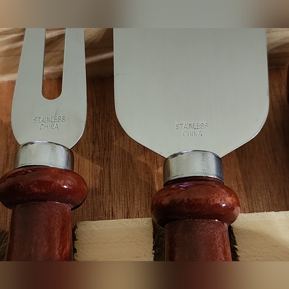 Cheese Knife Set - 4 pieces - Picture 4 of 5